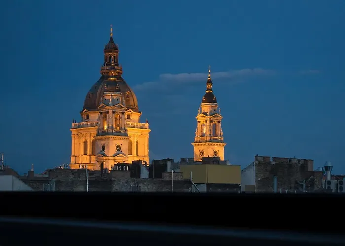 Lägenhet Imperial With Basilika And Castle View Need Reservation For Free Parking Budapest