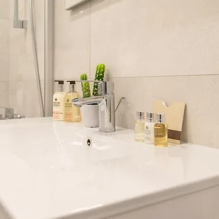 Daire Amora Homes Imperial With Basilika And Castle View Need Reservation For Free Parking