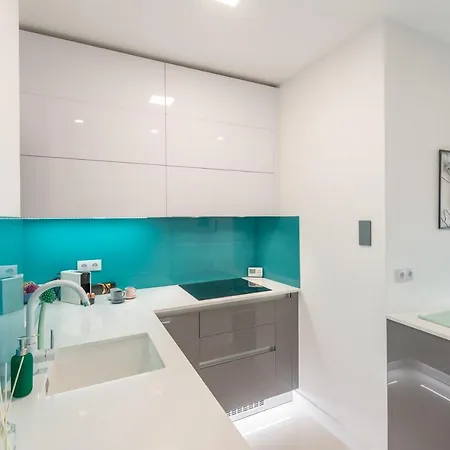 Amora Homes Imperial With Basilika And Castle View Need Reservation For Free Parking *
