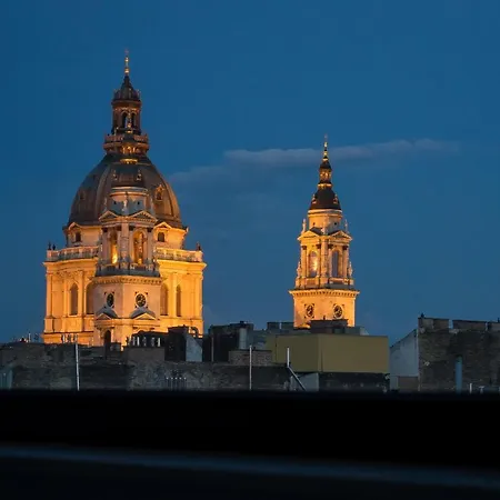 아파트 Imperial With Basilika And Castle View Need Reservation For Free Parking 부다페스트